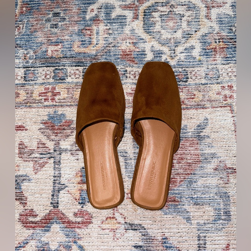 Suede mules